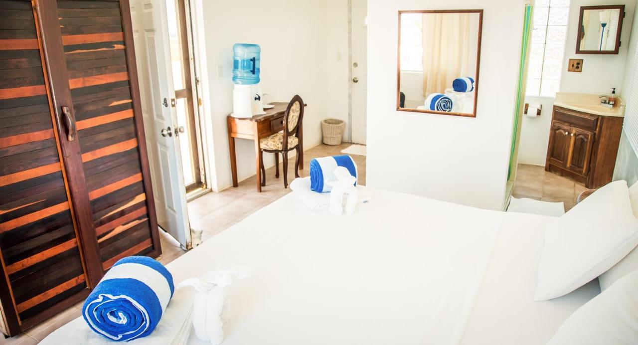 Flying Cloud Hotel Xcalak Extérieur photo
